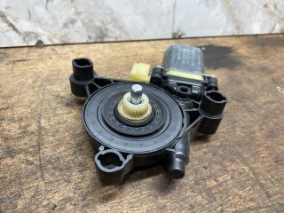 bontott SEAT LEON Jobb első Ablaktörlő Motor