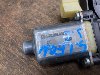 bontott SEAT LEON Jobb első Ablaktörlő Motor