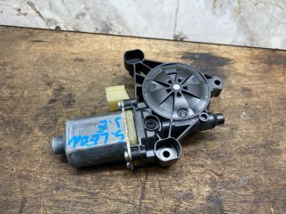 bontott SEAT LEON Jobb első Ablaktörlő Motor