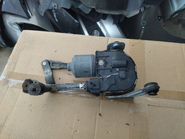 bontott SEAT LEON Jobb első Ablaktörlő Motor