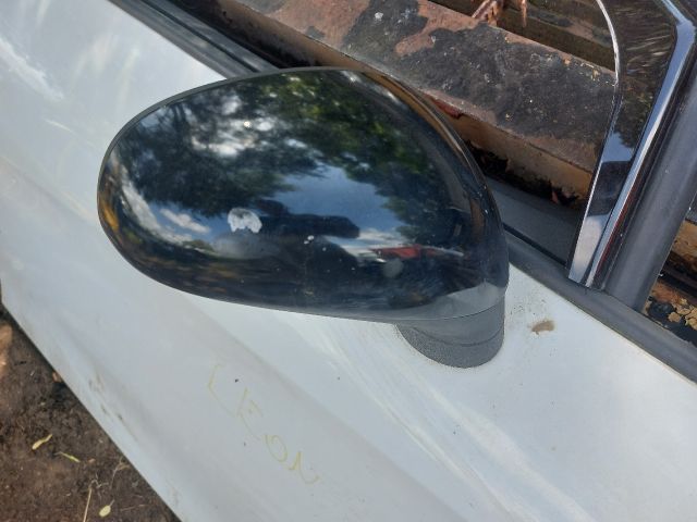 bontott SEAT LEON Jobb első Ajtó (Részeivel)