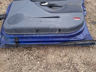 bontott SEAT LEON Jobb első Ajtó (Részeivel)