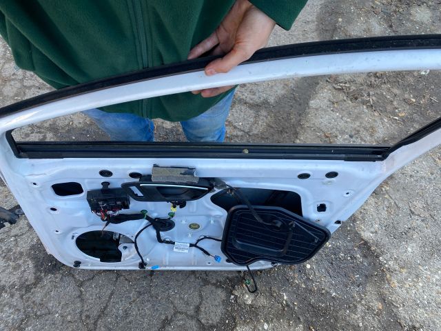 bontott SEAT LEON Jobb első Ajtó (Részeivel)