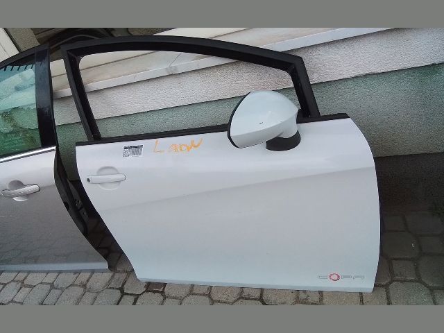 bontott SEAT LEON Jobb első Ajtó (Részeivel)