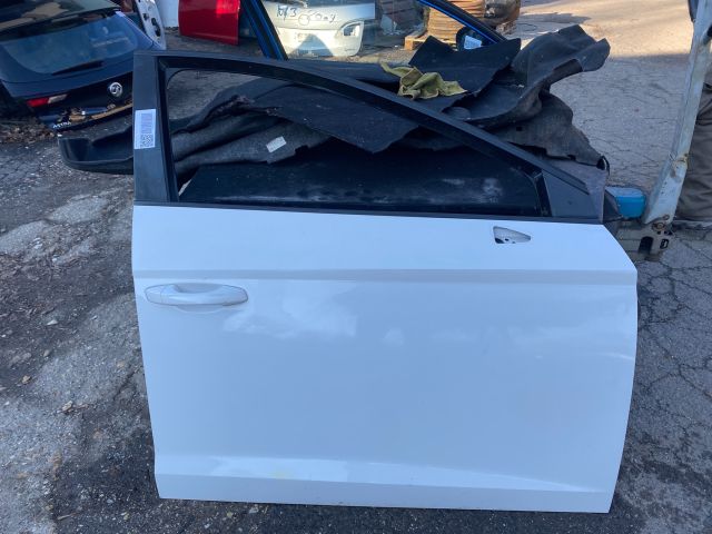 bontott SEAT LEON Jobb első Ajtó (Részeivel)