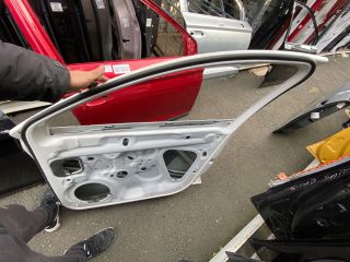 bontott SEAT LEON Jobb első Ajtó (Üres lemez)