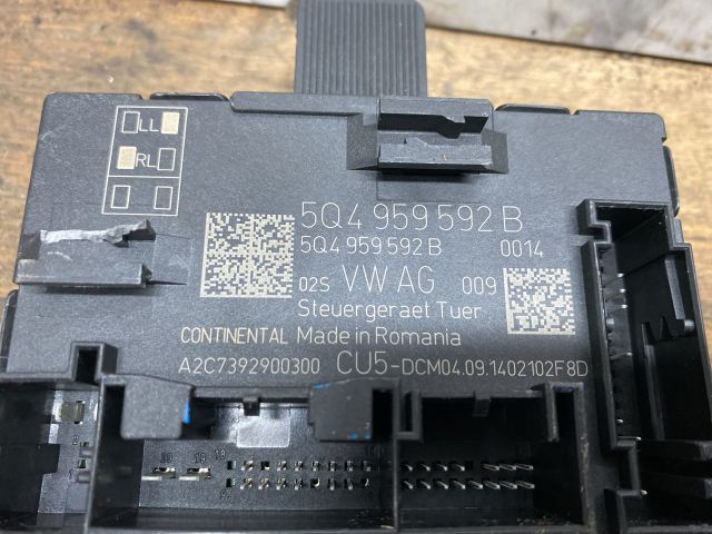 bontott SEAT LEON Jobb első Ajtó Vezérlőegység