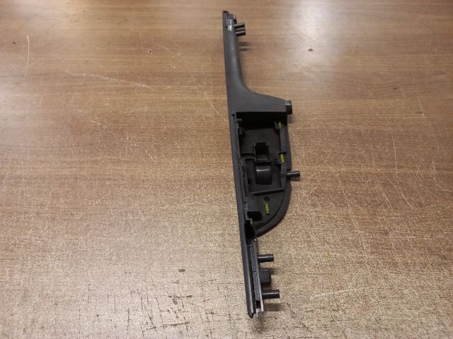 bontott SEAT LEON Jobb első Ajtóbehúzó