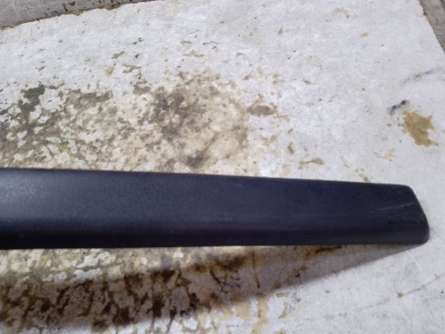 bontott SEAT LEON Jobb első Lökhárító Díszléc