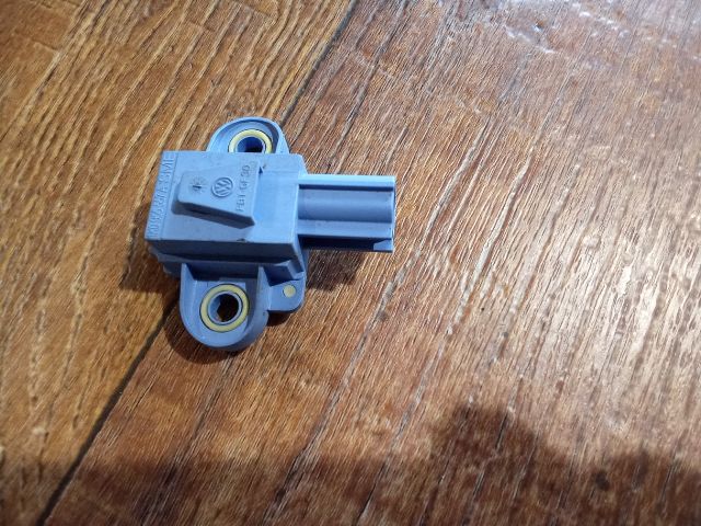 bontott SEAT LEON Jobb első Oldal Ütközés Érzékelő