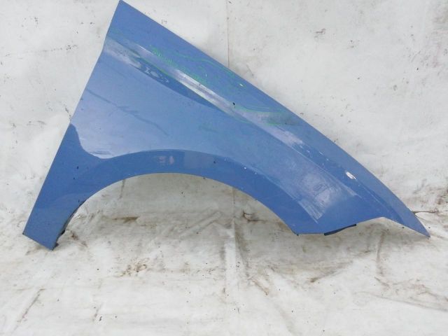 bontott SEAT LEON Jobb első Sárvédő