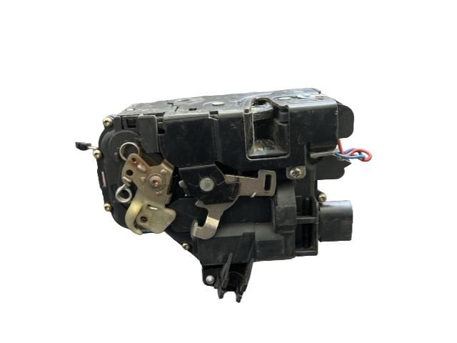 bontott SEAT LEON Jobb első Zsanér