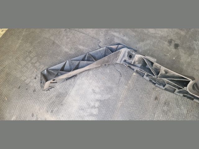 bontott SEAT LEON Jobb Fényszóró Lámpakeret