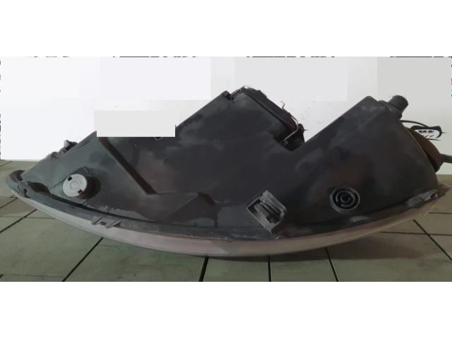bontott SEAT LEON Jobb Fényszóró