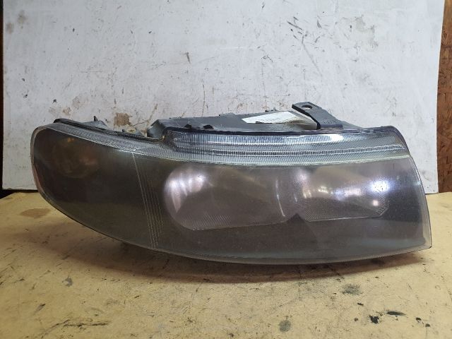 bontott SEAT LEON Jobb Fényszóró