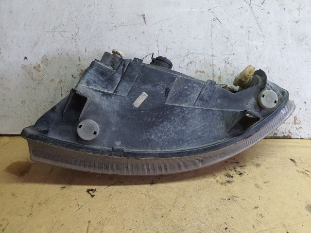 bontott SEAT LEON Jobb Fényszóró