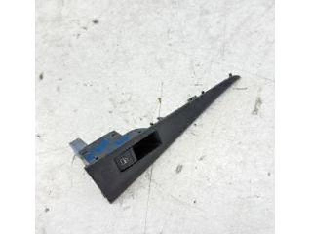 bontott SEAT LEON Jobb hátsó Ablakemelő Kapcsoló
