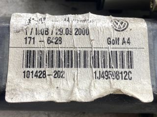 bontott SEAT LEON Jobb hátsó Ablakemelő Motor