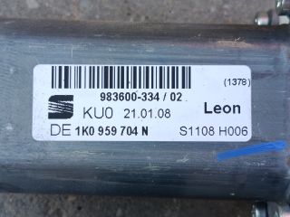bontott SEAT LEON Jobb hátsó Ablakemelő Motor