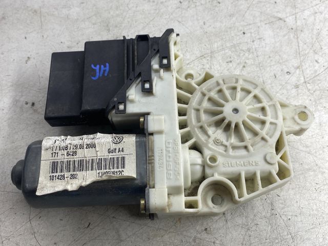 bontott SEAT LEON Jobb hátsó Ablakemelő Motor