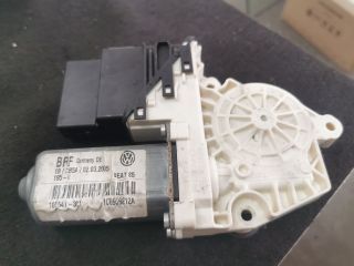 bontott SEAT LEON Jobb hátsó Ablakemelő Motor