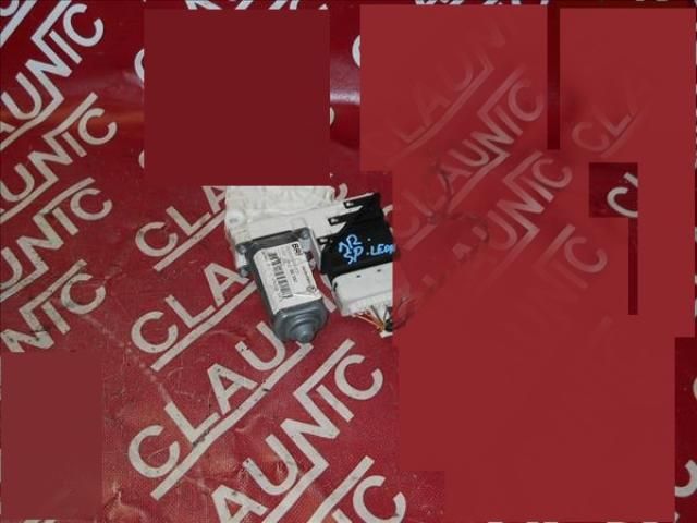 bontott SEAT LEON Jobb hátsó Ablakemelő Motor