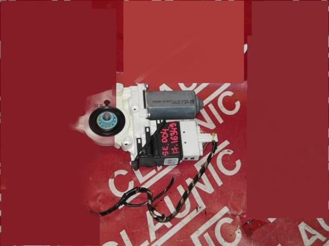 bontott SEAT LEON Jobb hátsó Ablakemelő Motor