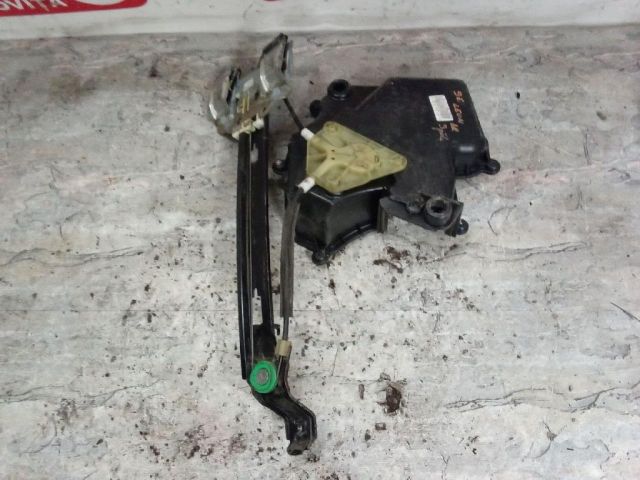 bontott SEAT LEON Jobb hátsó Ablakemelő Szerkezet (Elektromos)