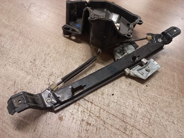 bontott SEAT LEON Jobb hátsó Ablakemelő Szerkezet (Elektromos)