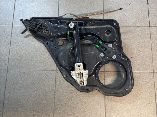 bontott SEAT LEON Jobb hátsó Ablakemelő Szerkezet (Mechanikus)
