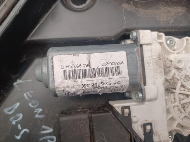bontott SEAT LEON Jobb hátsó Ablakemelő Szerkezet (Mechanikus)