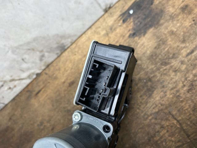 bontott SEAT LEON Jobb hátsó Ablaktörlő Motor