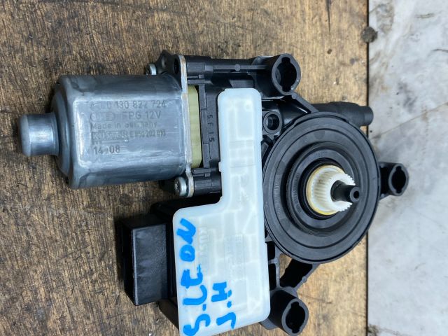 bontott SEAT LEON Jobb hátsó Ablaktörlő Motor