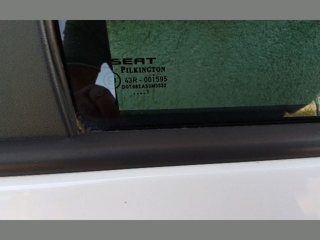 bontott SEAT LEON Jobb hátsó Ajtó (Részeivel)