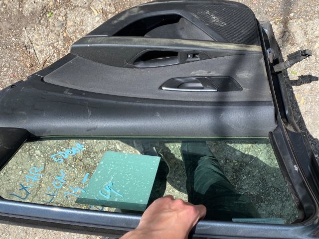 bontott SEAT LEON Jobb hátsó Ajtó (Részeivel)