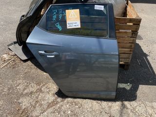 bontott SEAT LEON Jobb hátsó Ajtó (Részeivel)