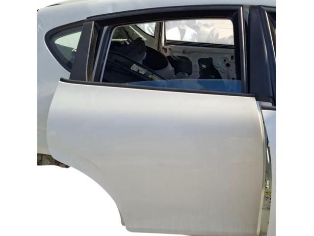 bontott SEAT LEON Jobb hátsó Ajtó (Üres lemez)