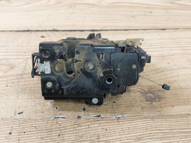 bontott SEAT LEON Jobb hátsó Ajtózár