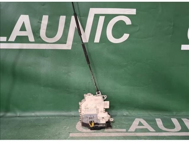 bontott SEAT LEON Jobb hátsó Ajtózár