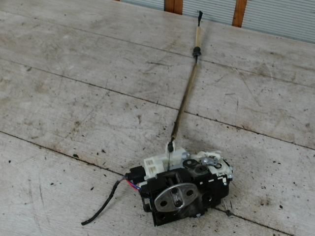 bontott SEAT LEON Jobb hátsó Ajtózár