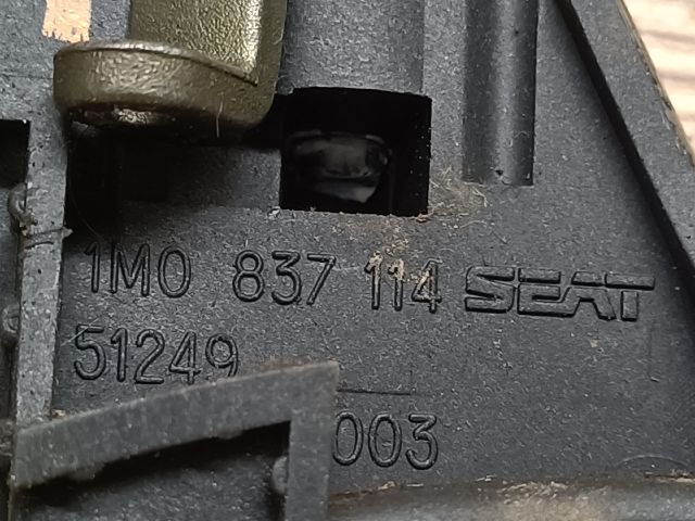 bontott SEAT LEON Jobb hátsó Belső Kilincs