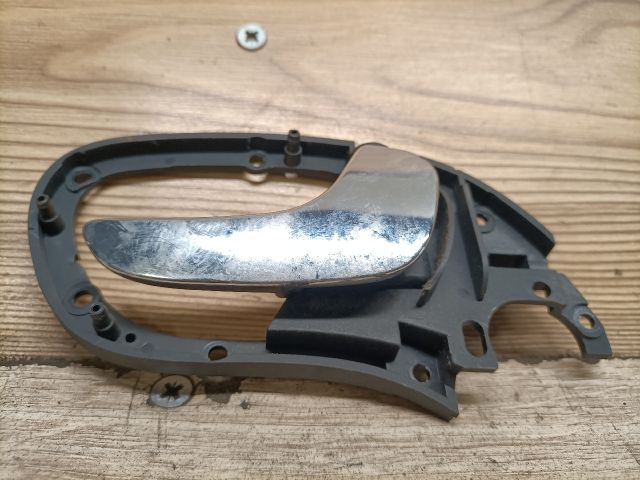 bontott SEAT LEON Jobb hátsó Belső Kilincs