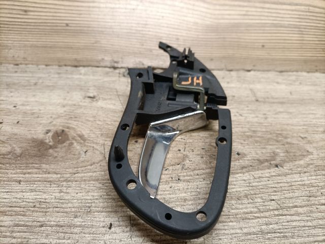 bontott SEAT LEON Jobb hátsó Belső Kilincs