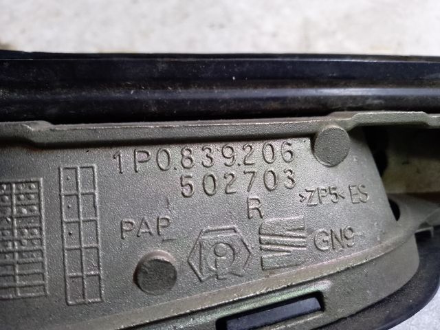 bontott SEAT LEON Jobb hátsó Külső Kilincs