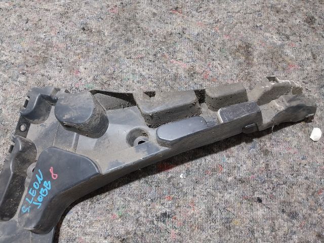 bontott SEAT LEON Jobb hátsó Oldal Lökhárító Tartó (Műanyag)