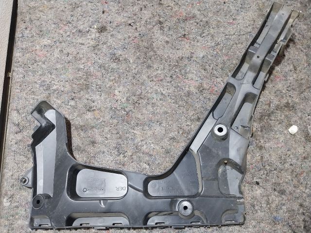 bontott SEAT LEON Jobb hátsó Oldal Lökhárító Tartó (Műanyag)