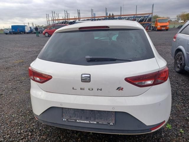 bontott SEAT LEON Jobb Ködfényszóró