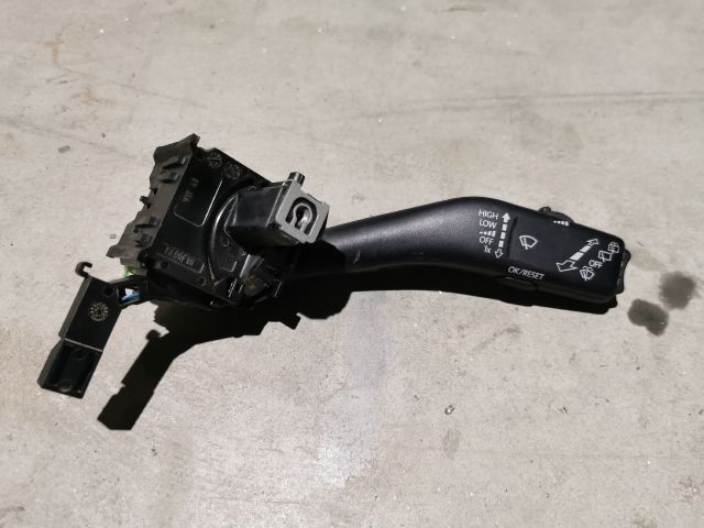 bontott SEAT LEON Jobb Kormánykapcsoló Ablaktörlő