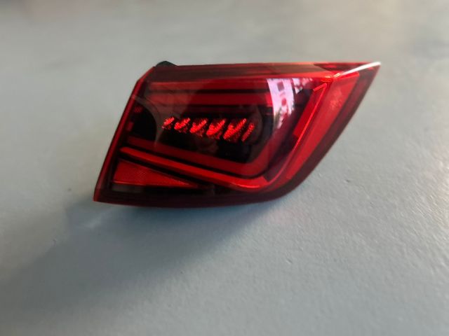 bontott SEAT LEON Jobb Külső Hátsó Lámpa