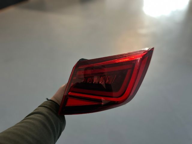 bontott SEAT LEON Jobb Külső Hátsó Lámpa